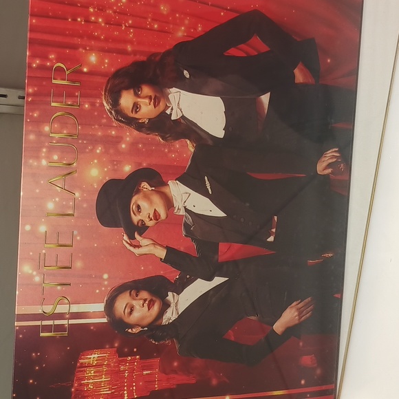 New Set Esteelauder combos - Picture 3 of 10